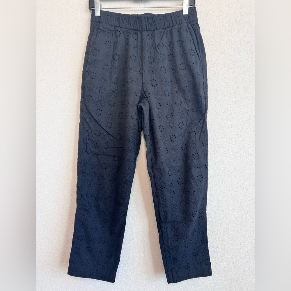 Ann Taylor Eyelet Black Pant Size Small